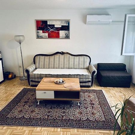 Apartment Etna! Near To Airport Σαράγεβο Εξωτερικό φωτογραφία