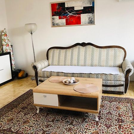 Apartment Etna! Near To Airport Σαράγεβο Εξωτερικό φωτογραφία