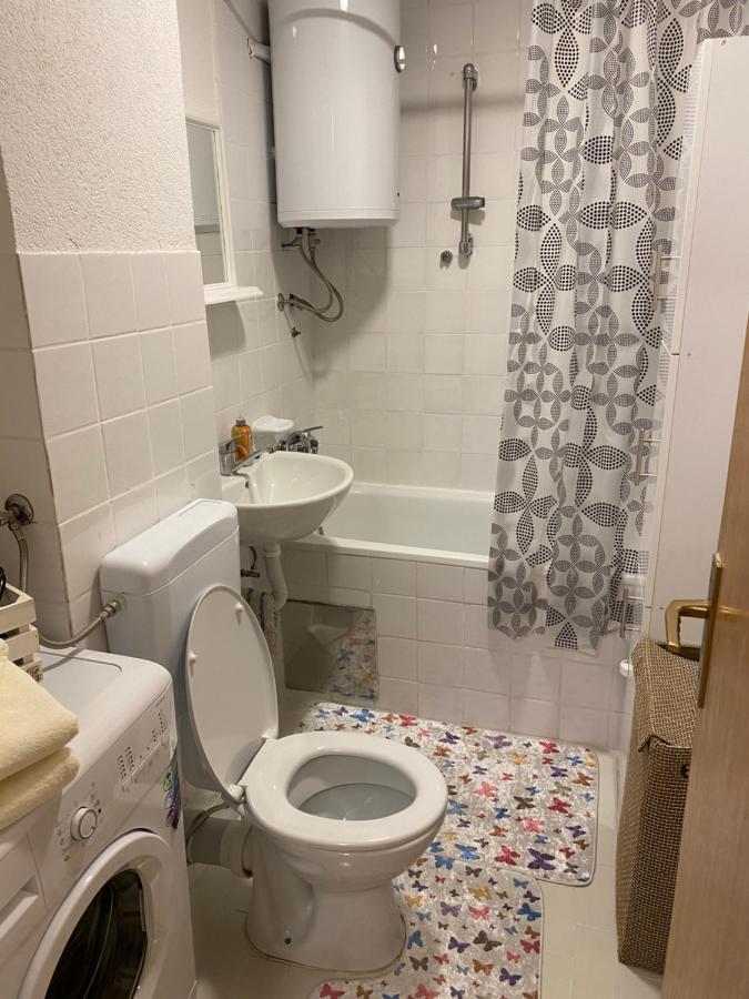Apartment Etna! Near To Airport Σαράγεβο Εξωτερικό φωτογραφία